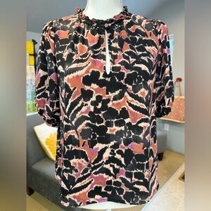 EVEREVE Short Sleeve Black and Pink blouse